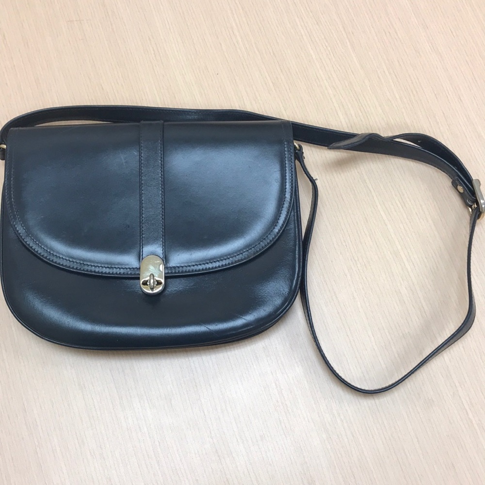 Las. Pel. Accordion Shoulder Bag